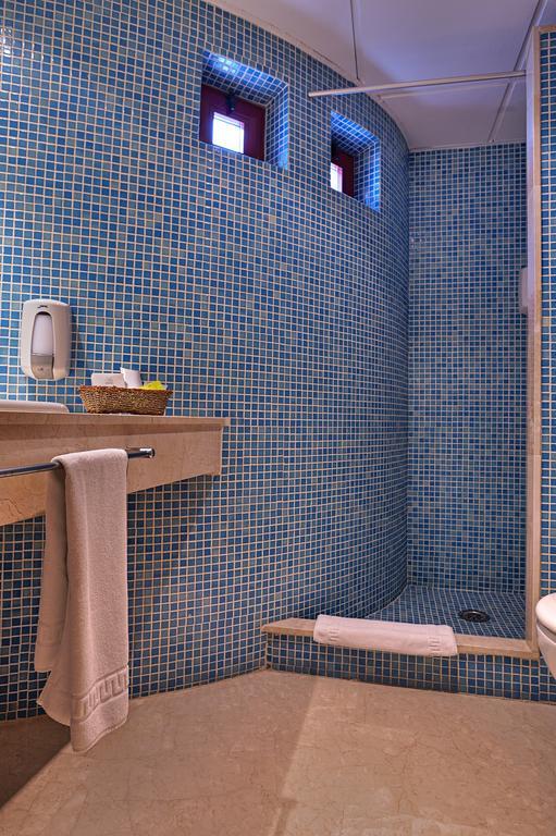 Hotel Tocina Business