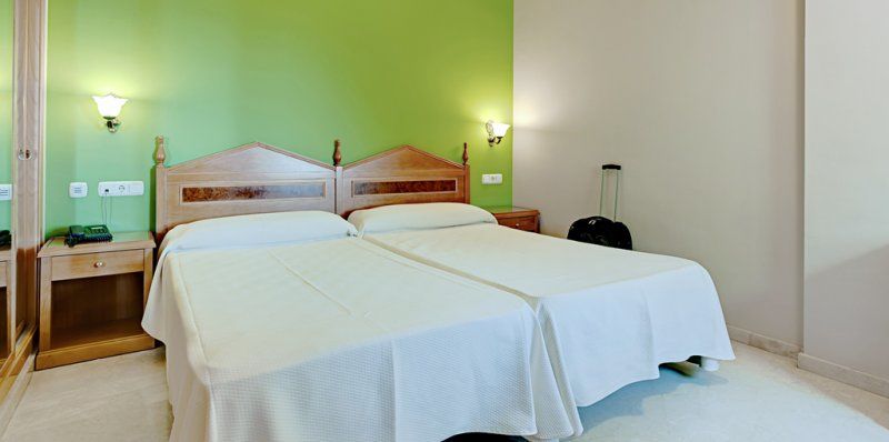 Hotel Tocina Business 3*