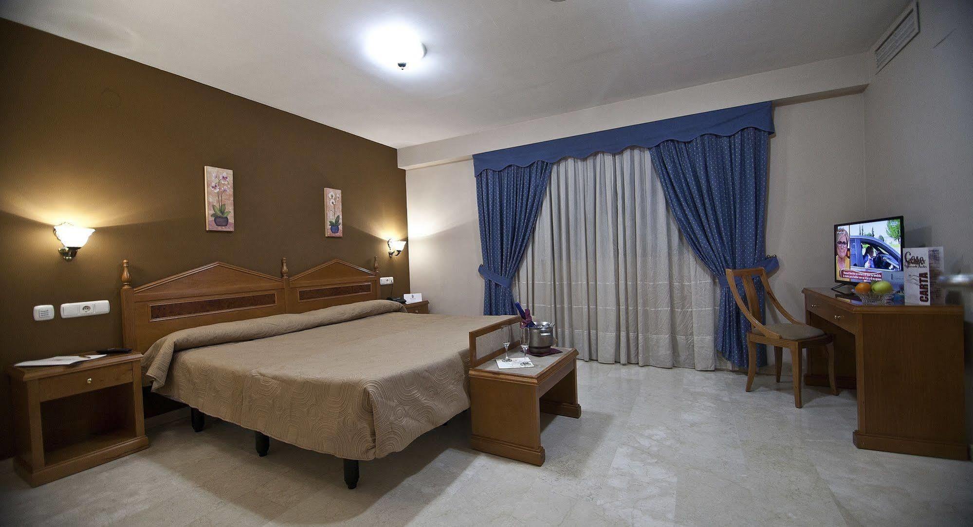 Tocina Business 3*